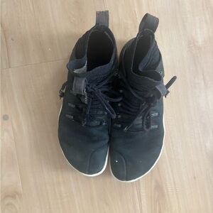 Black High-Top vivos